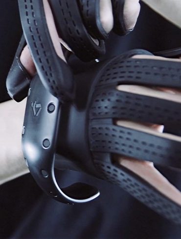 Black Plexus high performance VR and AR gloves